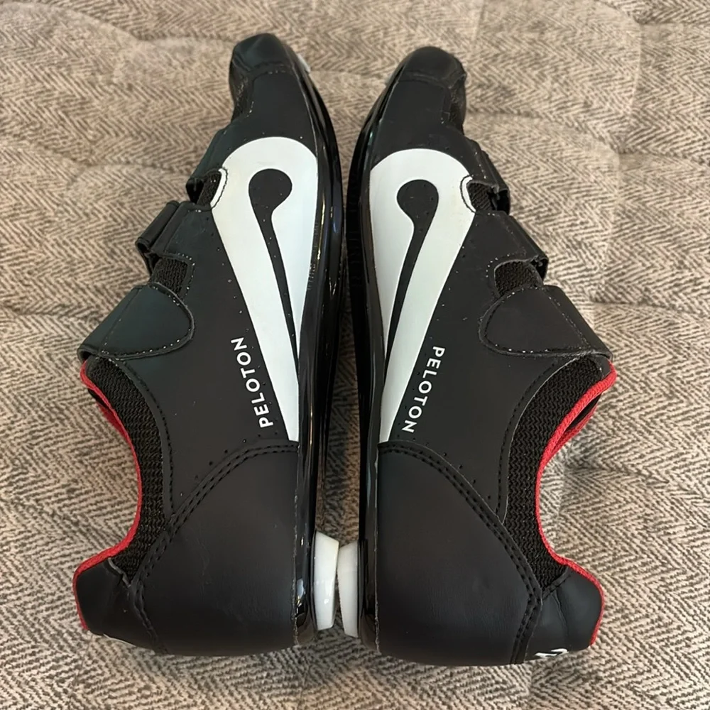 Peloton Plush 02 cycling shoes size EU 43